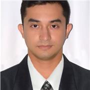 licenciado en filosofía con conocimientos en el área de tecnología